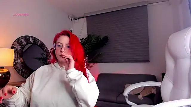 Snapshot of miss_julietaa chatting on 03/20/25, 11:49 miss julietaa online show from 03/20/25, 11:49