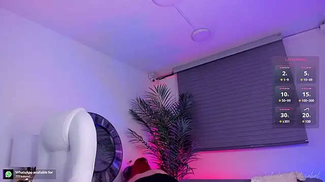 Snapshot of miss_julietaa chatting on 03/12/25, 11:43 miss julietaa online show from 03/12/25, 11:43