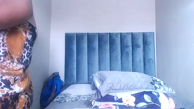 Snapshot of BustyWendyXXX47 chatting on 09/14/25, 07:20 BustyWendyXXX47 online show from 09/14/25, 07:20