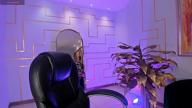 AllisonRogersX online show from 02/05/26, 02:40