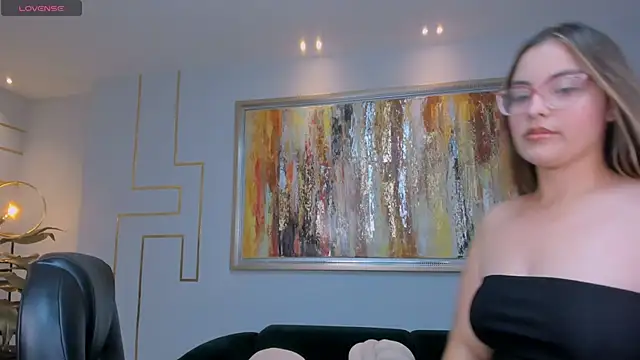 AllisonRogersX online show from 04/16/26, 04:02