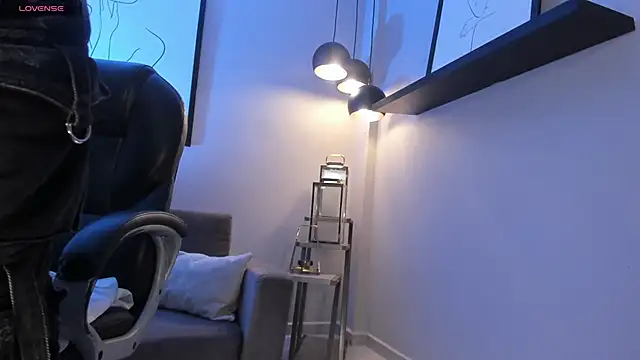 MaddisonLowe online show from 04/03/26, 09:10