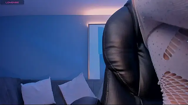 MaddisonLowe online show from 11/06/25, 04:38