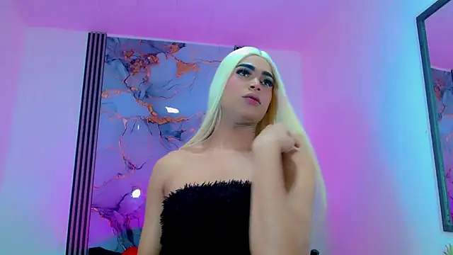 Hellen moons   online show from 03/20/25, 07:04