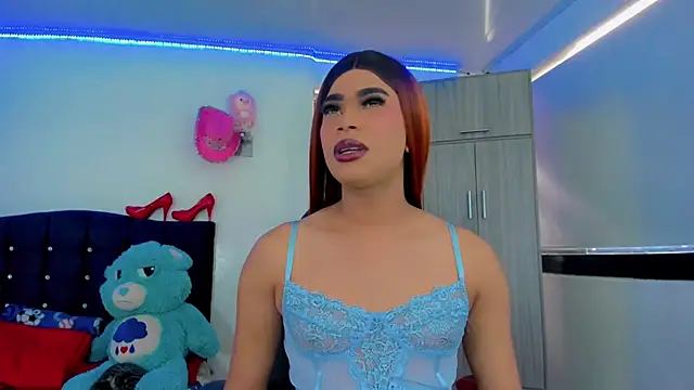 Hellen moons   online show from 10/25/25, 02:07