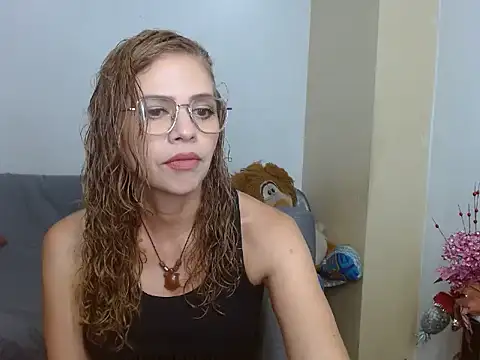  melisaa  online show from 10/24/25, 08:19