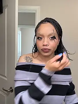 Snapshot of afavoredangel chatting on 03/20/26, 12:22 afavoredangel online show from 03/20/26, 12:22