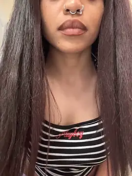 Snapshot of afavoredangel chatting on 03/04/26, 10:17 afavoredangel online show from 03/04/26, 10:17