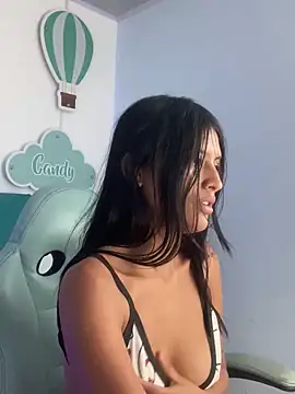  18 laura online show from 12/05/24, 09:11