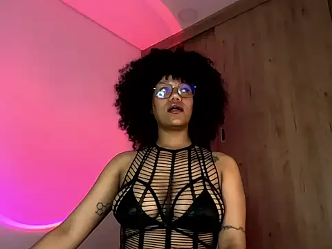 Ale xandra online show from 04/18/26, 01:30