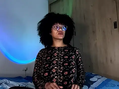Ale xandra online show from 05/18/26, 11:53