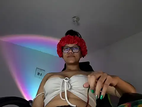 Ale xandra online show from 11/12/25, 01:32