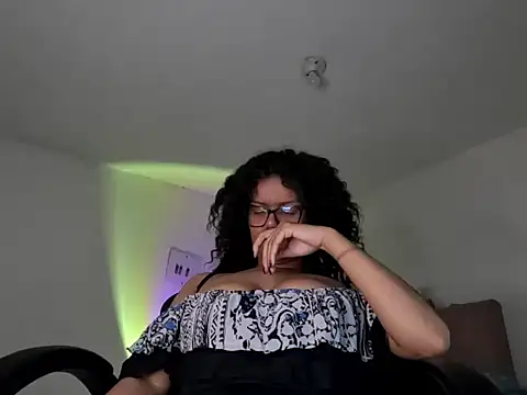 Ale xandra online show from 10/19/25, 12:35