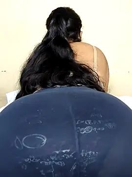 Hot Bhabi08 online show from 11/12/25, 04:11