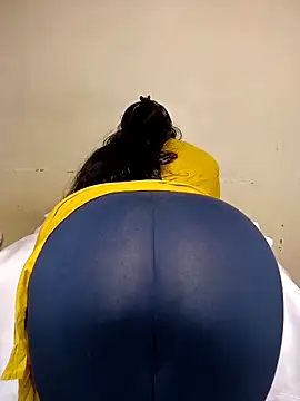 Hot Bhabi08 online show from 11/15/25, 02:32