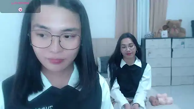 Snapshot of zhaviahale21 chatting on 07/21/26, 12:50 zhaviahale21 online show from 07/21/26, 12:50