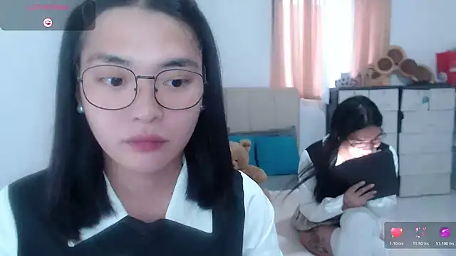 Snapshot of zhaviahale21 chatting on 07/25/26, 07:27 zhaviahale21 online show from 07/25/26, 07:27