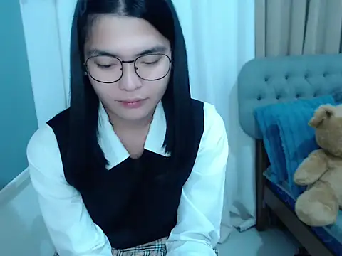 zhaviahale21 online show from 10/12/25, 03:35