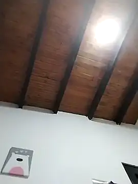 lisseth online show from 10/12/25, 07:26