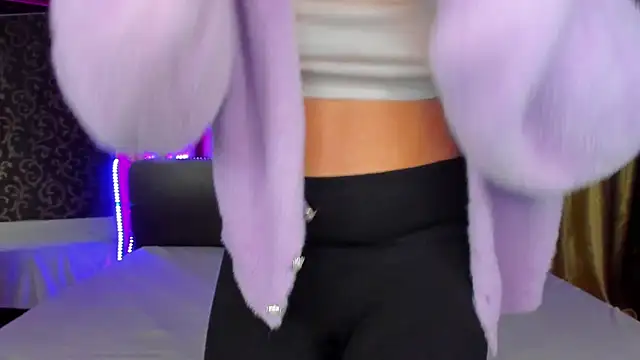  Polly Love  online show from 01/14/26, 07:23