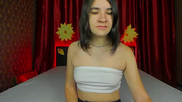  Polly Love  online show from 11/24/25, 07:08