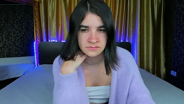  Polly Love  online show from 10/01/25, 06:07