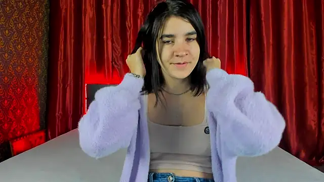  Polly Love  online show from 09/29/25, 06:09