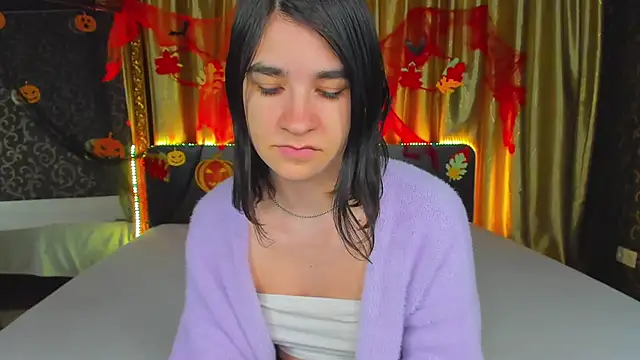  Polly Love  online show from 11/03/25, 07:13