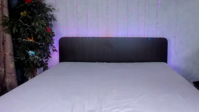  Polly Love  online show from 09/10/25, 06:12