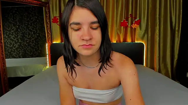  Polly Love  online show from 11/13/25, 07:01