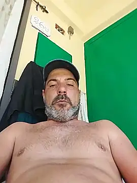 Snapshot of affascino chatting on 06/18/26, 12:21 affascino online show from 06/18/26, 12:21