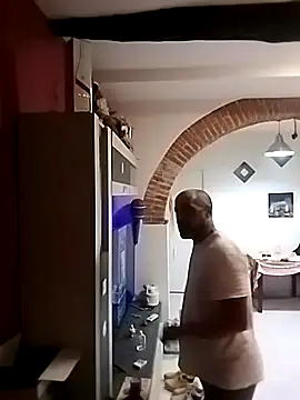 Snapshot of affascino chatting on 11/30/25, 09:04 affascino online show from 11/30/25, 09:04