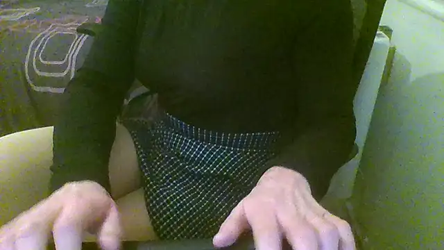 Snapshot of AshWinter chatting on 01/21/25, 07:17 AshWinter online show from 01/21/25, 07:17