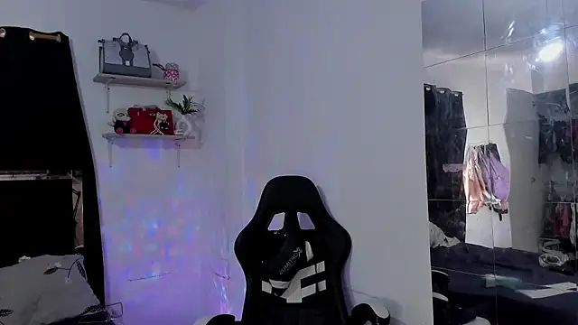 Moon Sammy online show from 06/03/26, 02:33