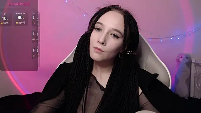 Snapshot of Robin_yourss chatting on 12/18/24, 04:06 Robin yourss online show from 12/18/24, 04:06