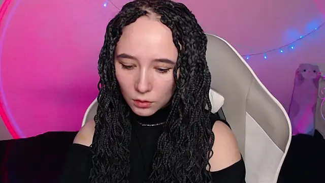 Snapshot of Robin_yourss chatting on 01/17/25, 08:11 Robin yourss online show from 01/17/25, 08:11