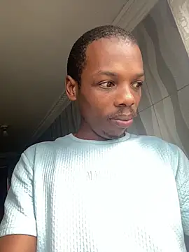 Snapshot of skyfall200 chatting on 09/29/25, 12:00 skyfall200 online show from 09/29/25, 12:00