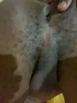 Snapshot of skyfall200 chatting on 12/27/24, 09:28 skyfall200 online show from 12/27/24, 09:28