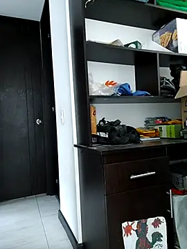 KimPielCanela online show from 11/13/25, 05:17