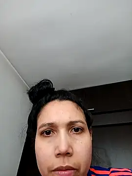 KimPielCanela online show from 10/01/25, 03:05