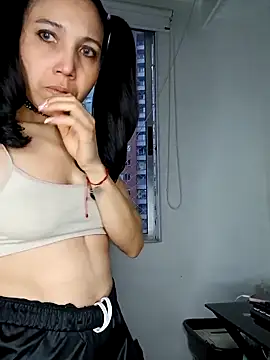 KimPielCanela online show from 03/07/25, 11:18