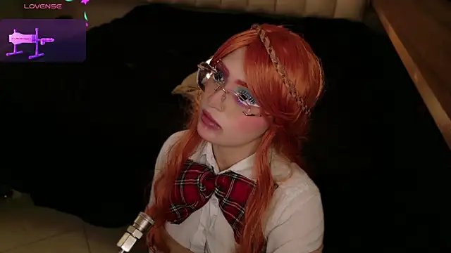 Megan mooree  online show from 10/24/25, 01:32