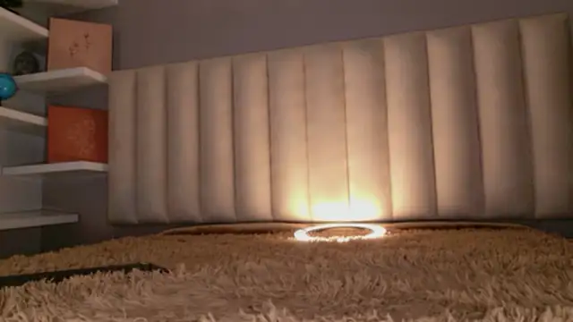 Megan mooree  online show from 03/19/26, 01:00