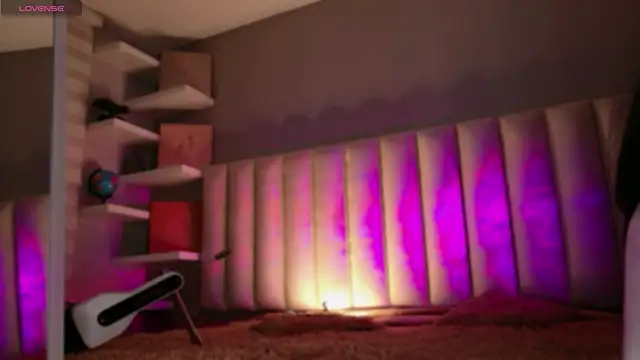 Megan mooree  online show from 01/13/26, 12:09