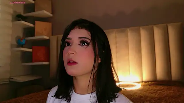 Megan mooree  online show from 05/30/26, 12:11