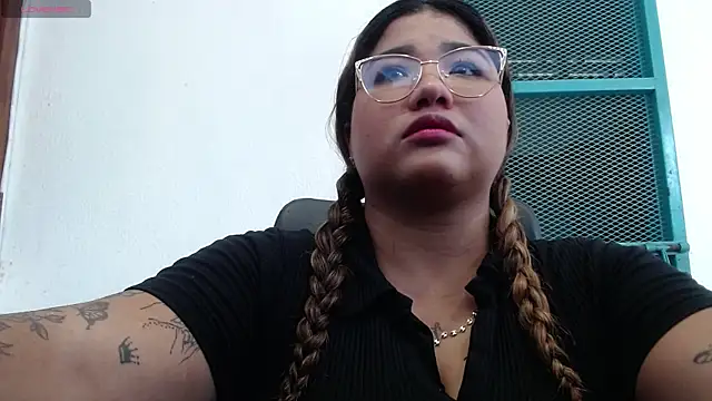 Snapshot of Gabycutee chatting on 09/11/25, 09:26 Gabycutee online show from 09/11/25, 09:26