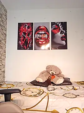 Antonella2 m online show from 04/28/26, 01:04