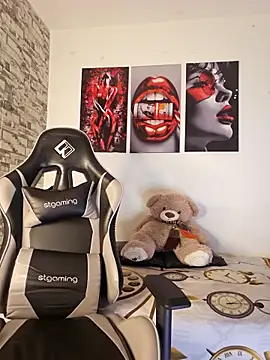 Antonella2 m online show from 11/27/25, 05:02