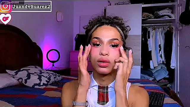Abby bella09 online show from 06/07/26, 05:01