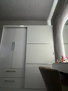 glendamarina online show from 10/28/25, 08:19